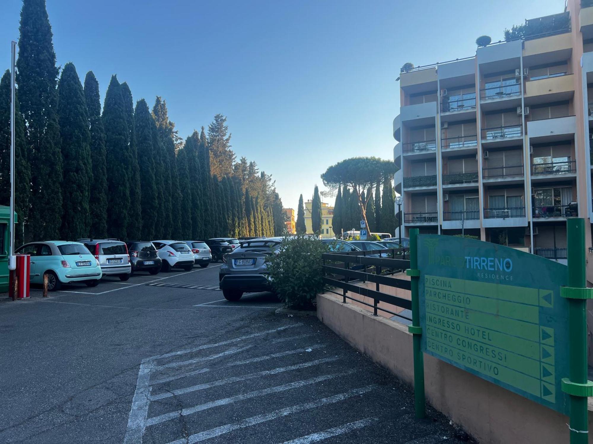 Parco Tirreno Hotel Рим Екстериор снимка