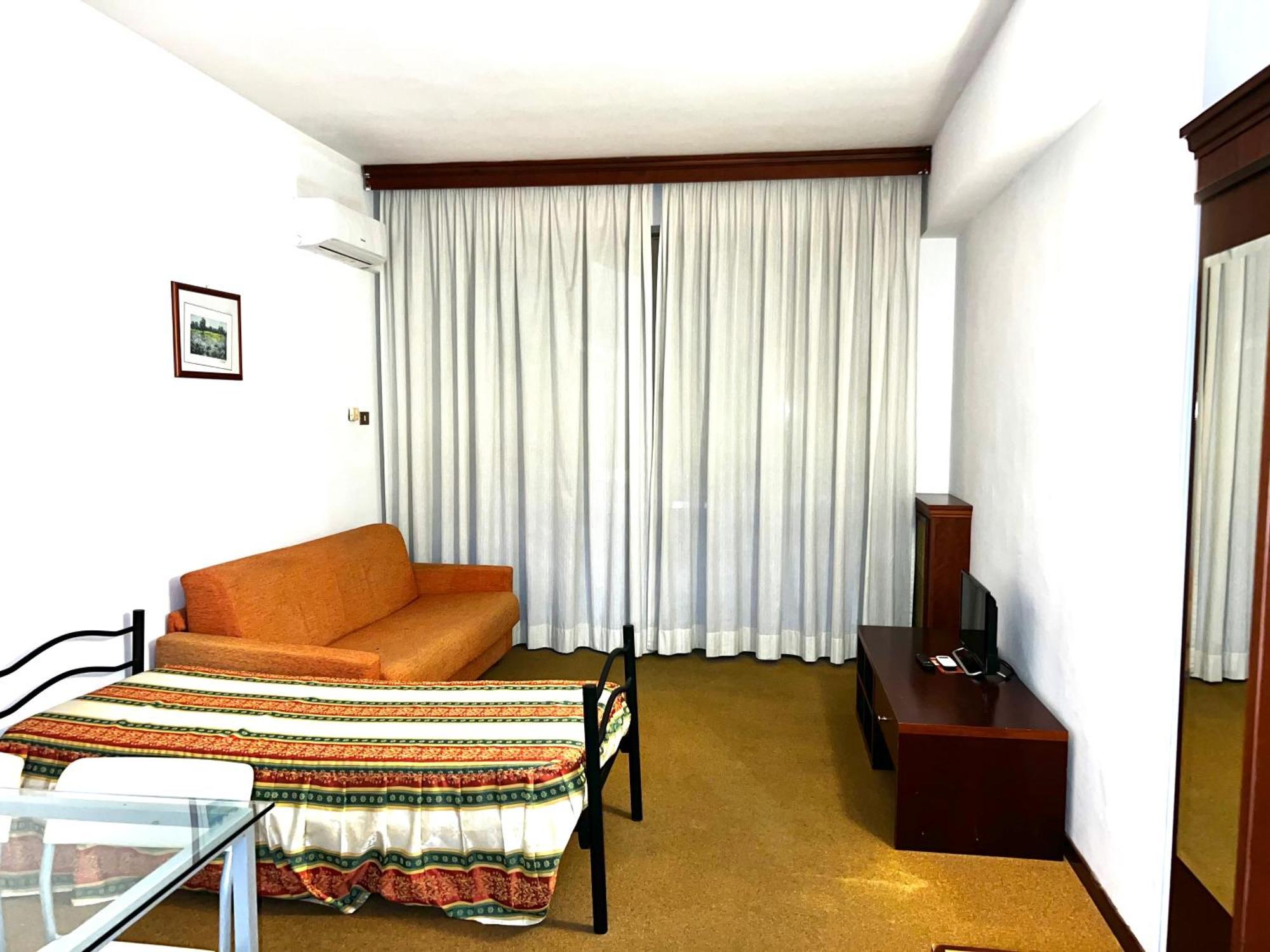 Parco Tirreno Hotel Рим Екстериор снимка