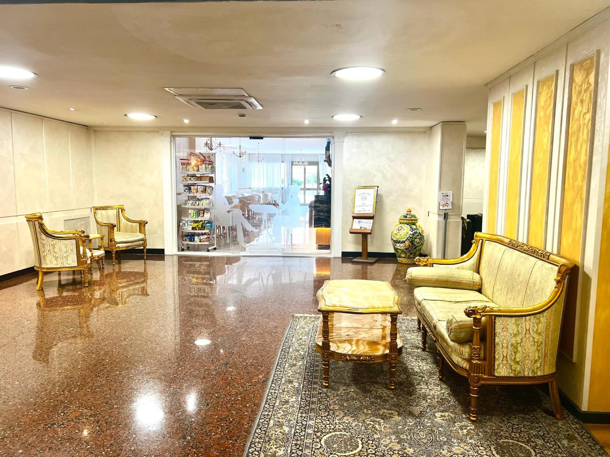 Parco Tirreno Hotel Рим Екстериор снимка