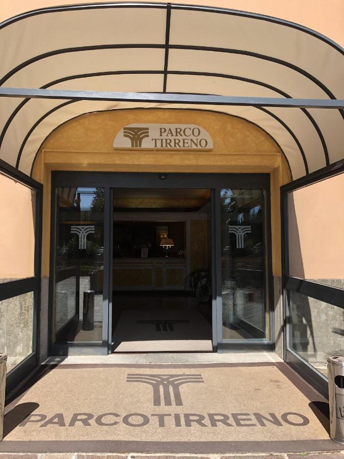 Parco Tirreno Hotel Рим Екстериор снимка